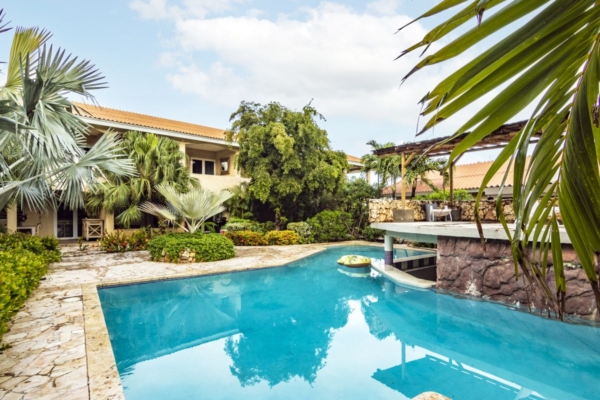 Rental Apartment Complex Cas Grandi