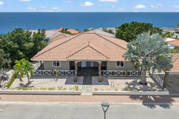 Blue Bay BB-39  Spacious Villa with Pool and Sea View