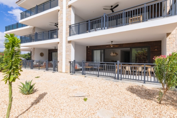 Blue Bay The Breeze  Luxury Newly Built 2-bedroom Apartment with Pool