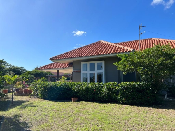 : Hofweg 19, Julianadorp, Curaçao;