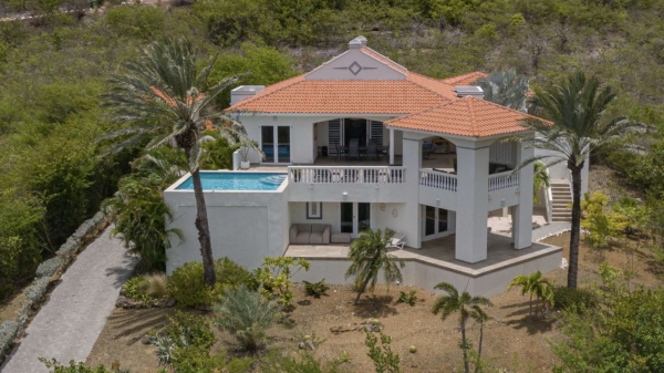 Coral Estate Villa 525