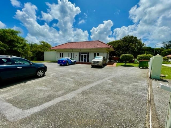 Centrally located office units in Emma City (unit B)