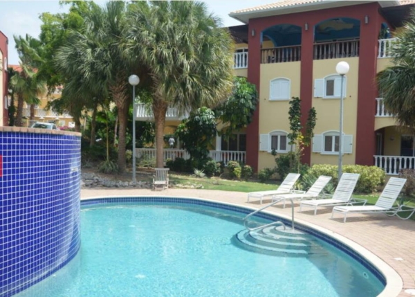 Spacious Apartment in Pos Cabai