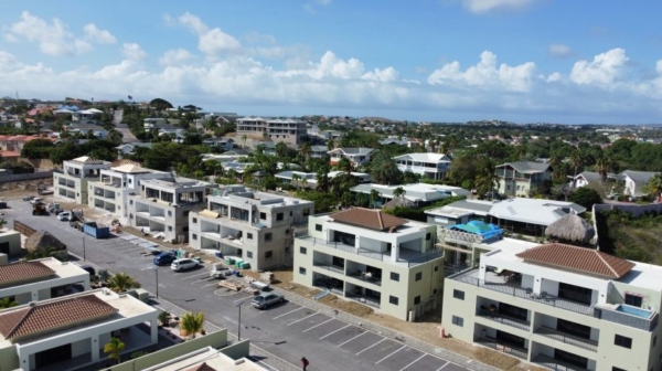 FOR SALE: Breathtaking Top-Floor Penthouse