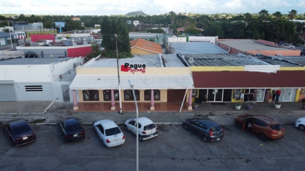 For Rent - Commercial Unit in Letter Hole