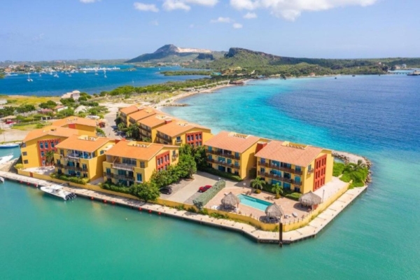 La Palapa 38