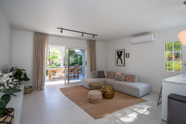 Tropicana Resort, JAN THIEL Curacao