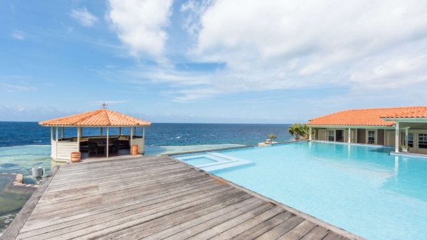 Coral Estate Villa 90