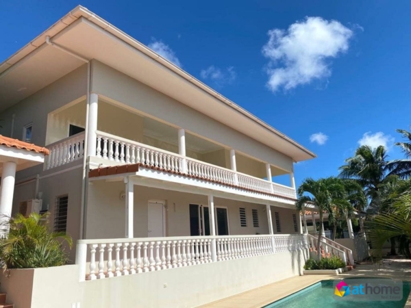 Spacious villa with pool Brakkeput Abou Curacao