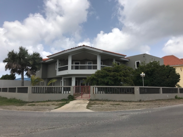 Royale 2-verdiepingswoning te Grote Berg (ook TE KOOP)