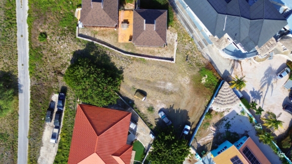 Exclusive Lot in Francia – #1535