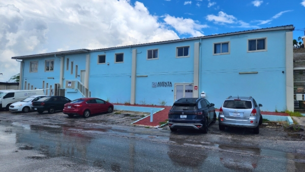 Massive Commercial Unit – #1542