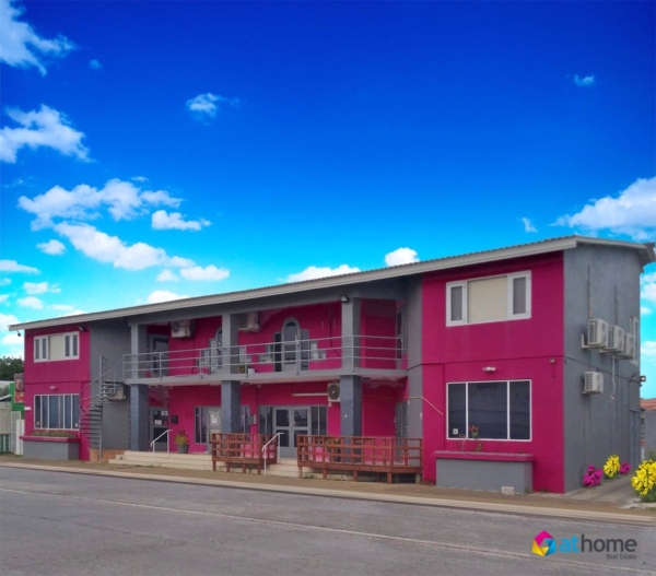 Modern Commercial Unit For Rent in Letter Hole