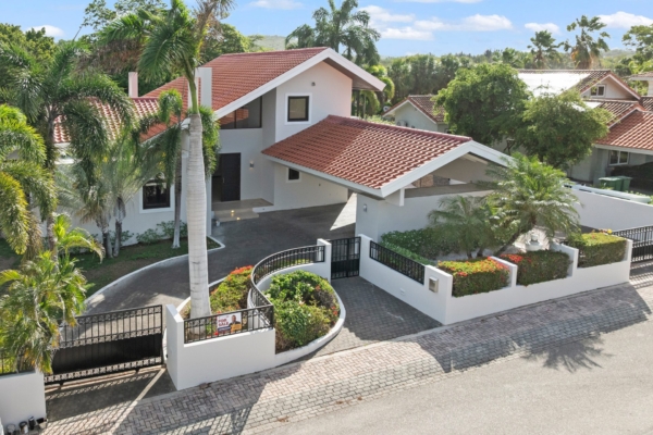 Zuurzak Villa – #1621