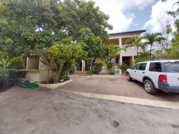Huurwoningen Hanenberg Rooi Santu