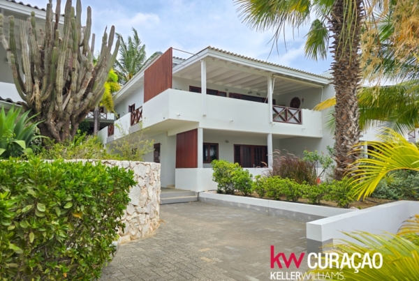 2 bedroom apartment for sale in Cocolora Resort