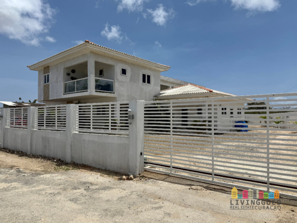 Kaya Bakator, Mahuma, Curaçao