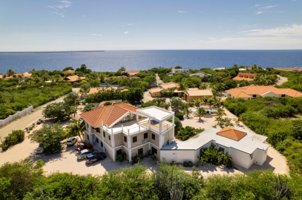 Sabadeco Crown Shores 62