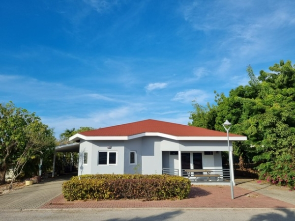 Nette woning op resort met zwembad en tennisbaan
