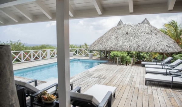 Luxe Villa met Spectaculair Zeezicht op Boca Gentil