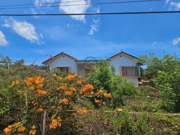 Refurbished house in Tra;i Seru