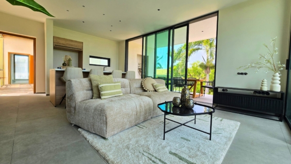 Aria North Tower Condo – #1561