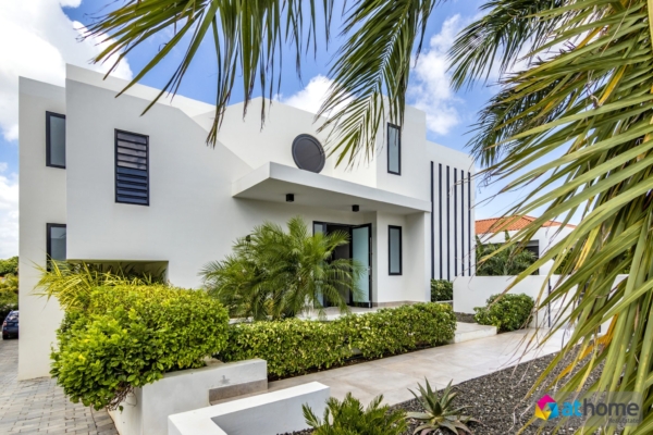 Luxe Villa met Zwembad op Vista Royal