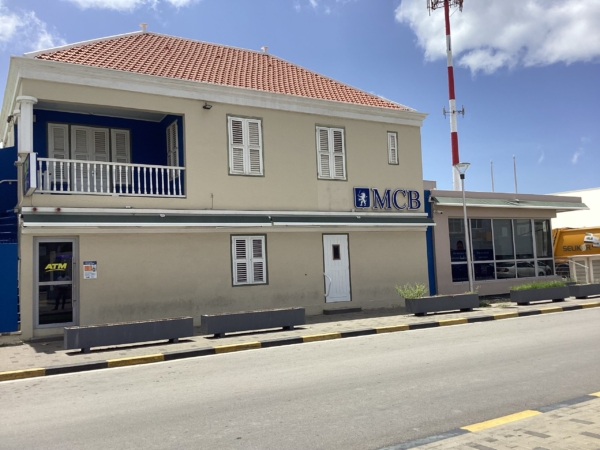 Former Bank building in the heart of Otrobanda, Colon
