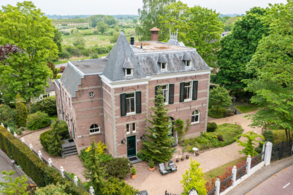 Monument in de luwte van de Nijmeegse stuwwal