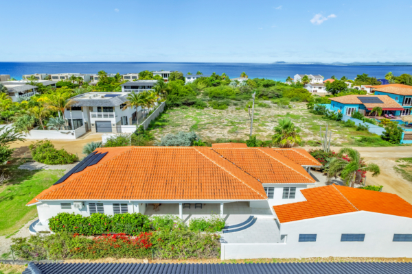 Villa Punt Vierkant 83