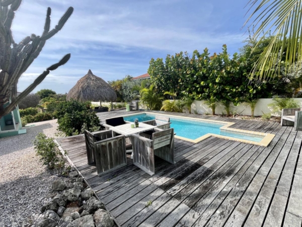 Detached Sale House Fountain with pool