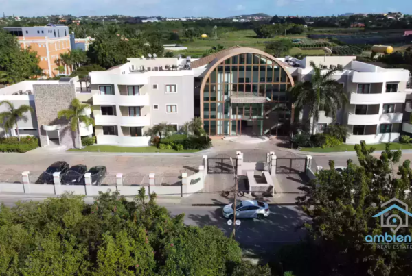 Centrally located Luxury Apartment in gated Resort for rent