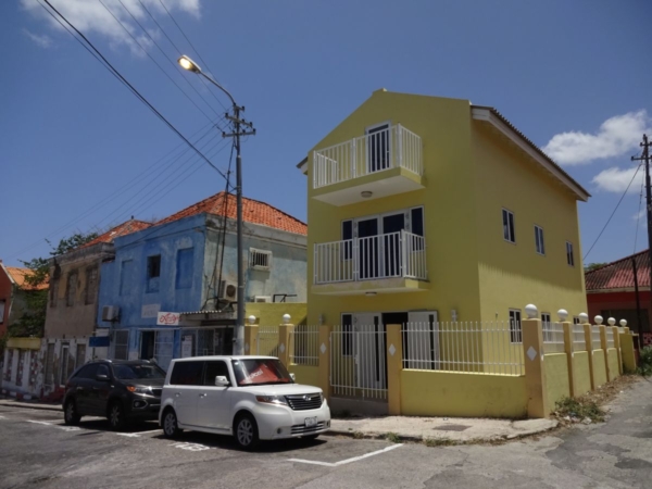 Rental Apartment Otrobanda 3 bedrooms