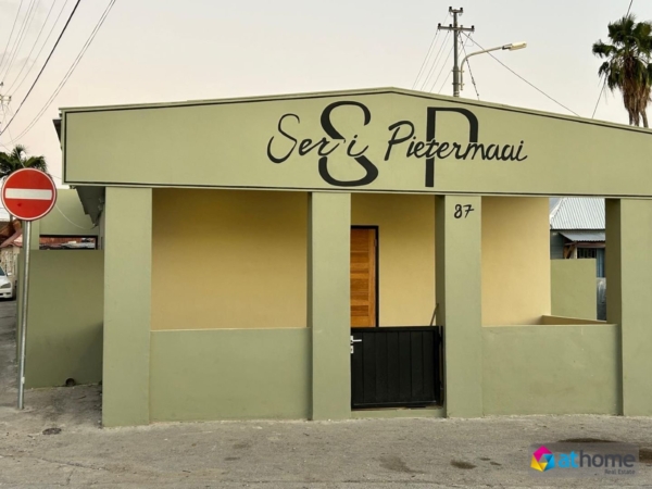 Nieuwbouw Studentenhuis in Seri Pietermaai (Berg Althena)