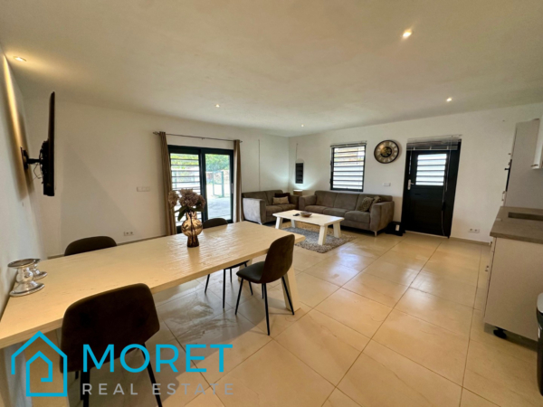 Grote Berg ; Moderne 4 Slaapkamerwoning