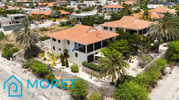 Vista Royal ; Familie Villa met Gastenverblijf