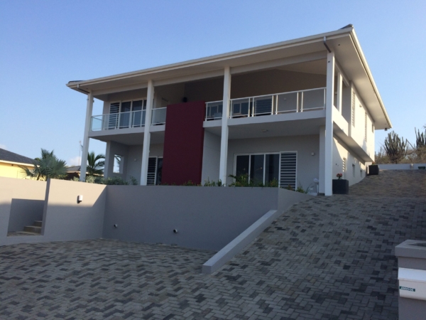 Modern appartement met uitzicht op het Spaanse Water!