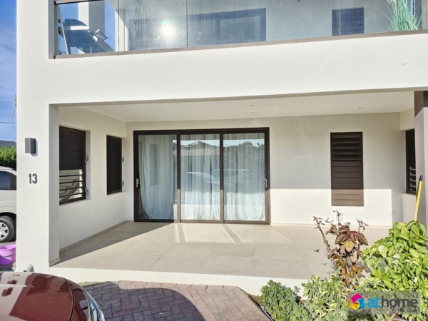 Neat 2-bedroom Apartment in Jongbloed